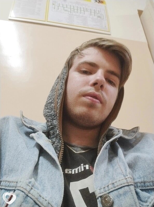 Паша, 21, Несвиже — анкета №2293033