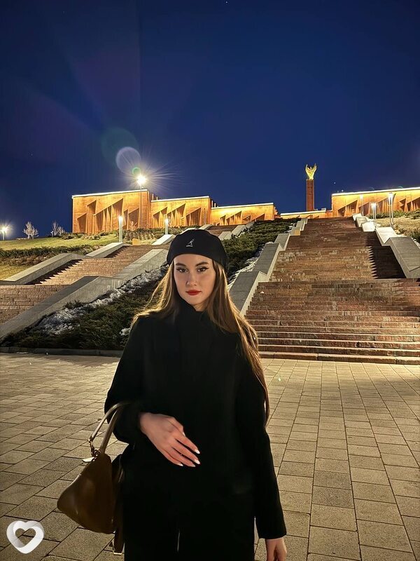 Алена, 23, Самаре — анкета №2293977