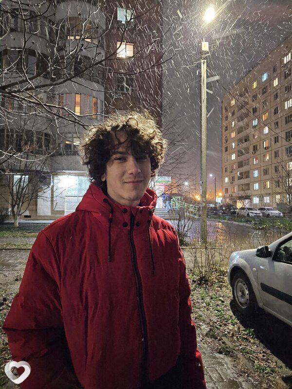 Артём, 23, Ростове-на-Дону — анкета №2294219