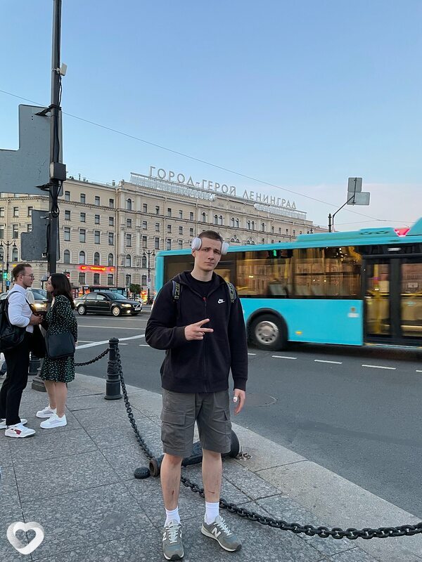 Илья, 19, Москве — анкета №2293791