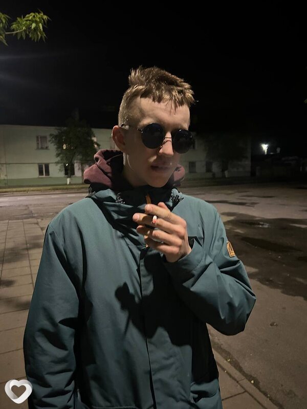 Денис, 22, Калинковичах — анкета №2293944
