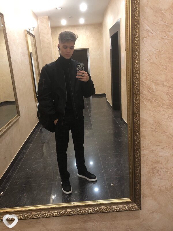 Лев, 20, Челябинске — анкета №2294053