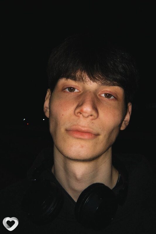 Тимур, 20, Пятигорске — анкета №2294585