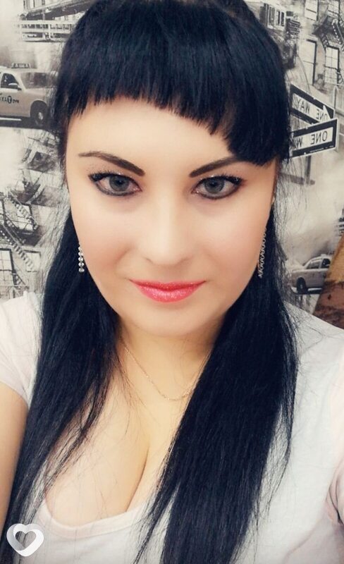 Елена, Реж
