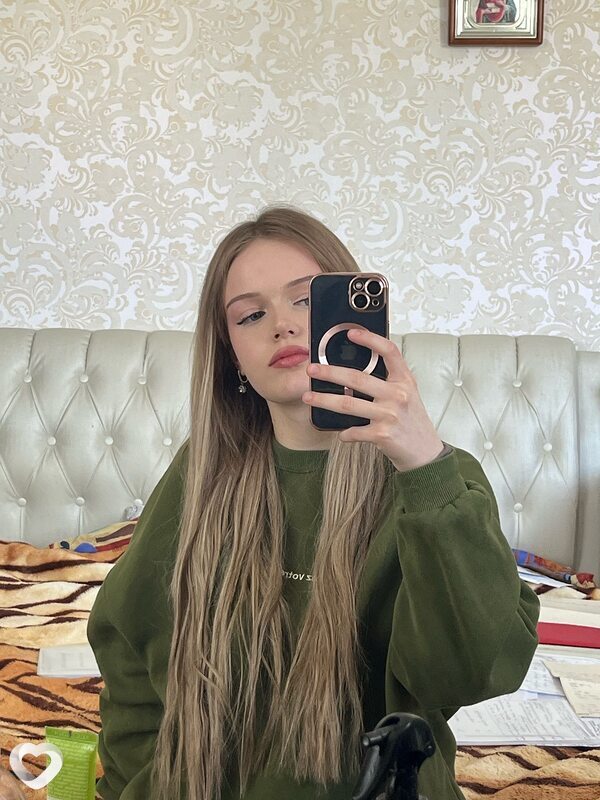 Виктория, 19, Минске — анкета №2295332