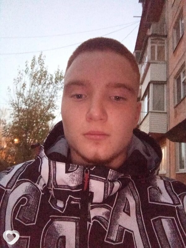 Даня, 22, Омске — анкета №2295197