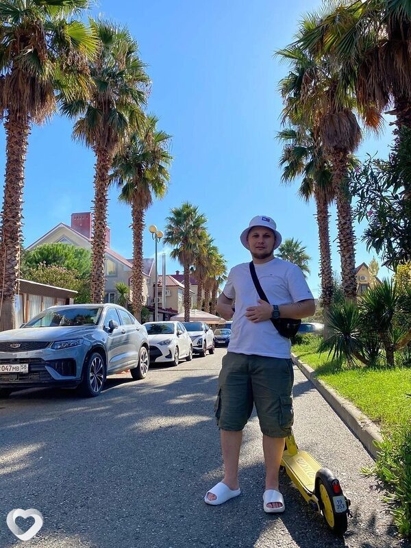 Олег, 30, Кирове — анкета №2295219