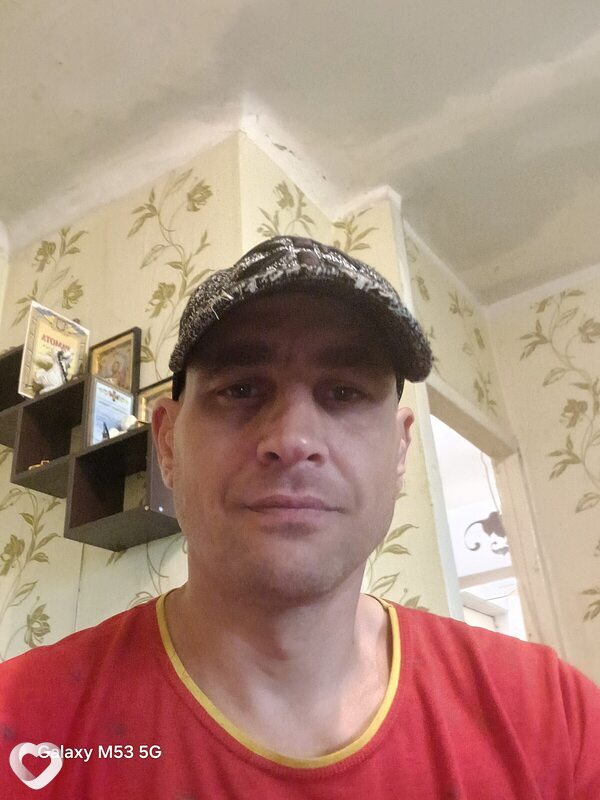 Олег, 42, Кривое Роге — анкета №2294975