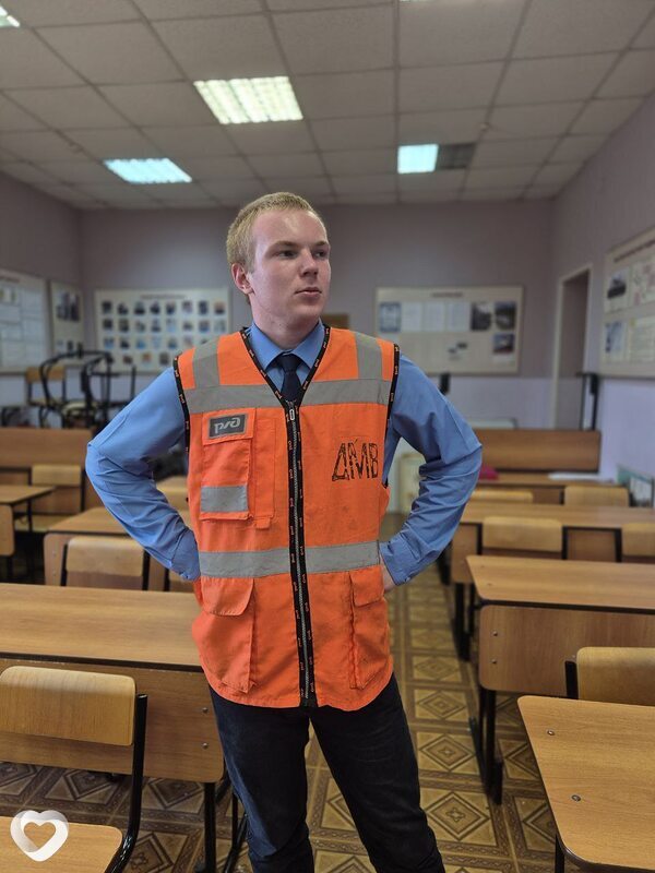 Александр, 19, Санкт-Петербурге — анкета №2295617