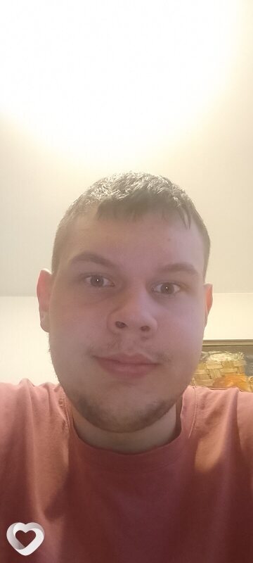 Артём, 20, Лобне — анкета №2295688