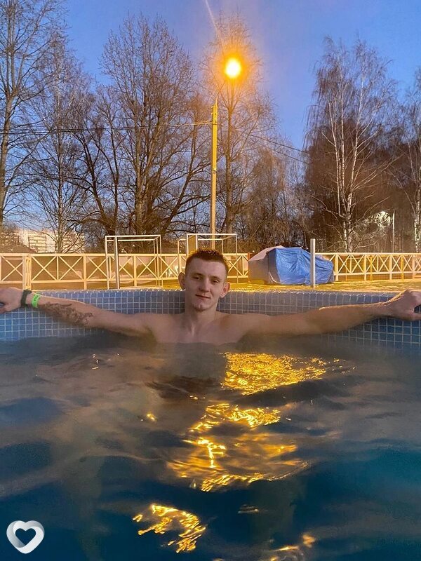 Иван, 24, Свободном — анкета №2296686