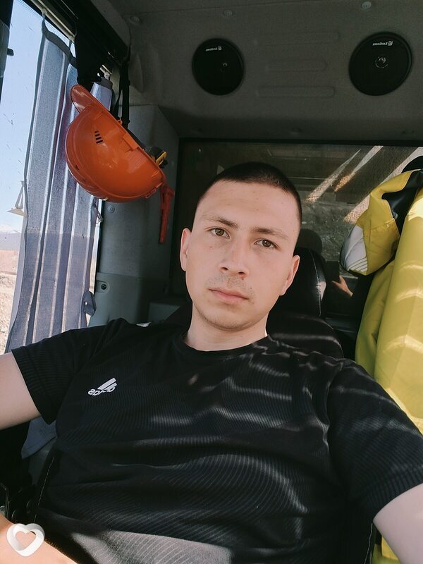 Дмитрий, 24, Ангарске — анкета №2296005