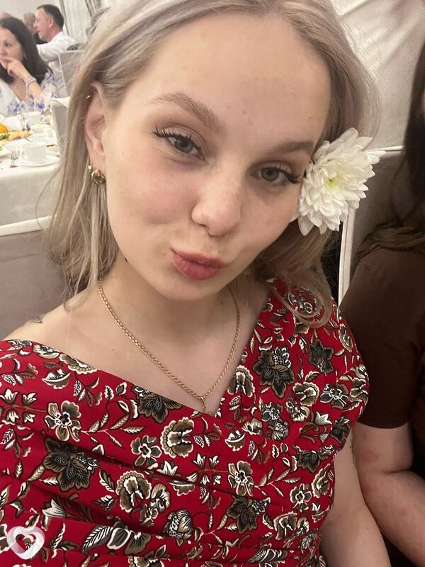 Алиса, 20, Хабаровске — анкета №2296406