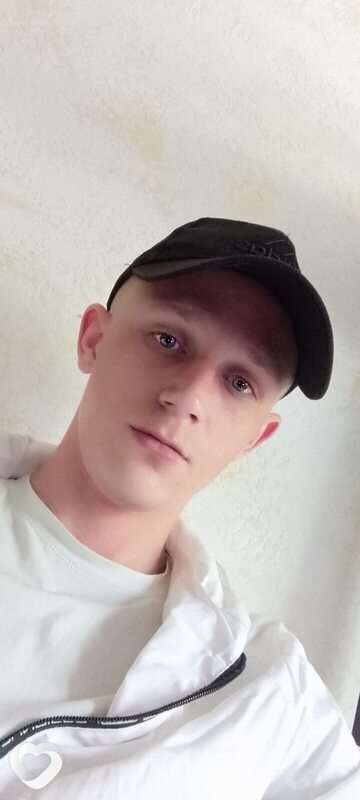 Анатолий, 24, Жлобине — анкета №2296272