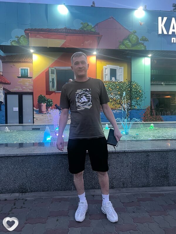 Антон, 32, Ростове-на-Дону — анкета №2296517