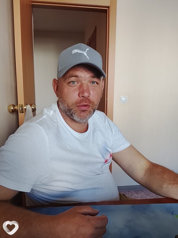 Юрий, 40, Харовске — анкета №2297017