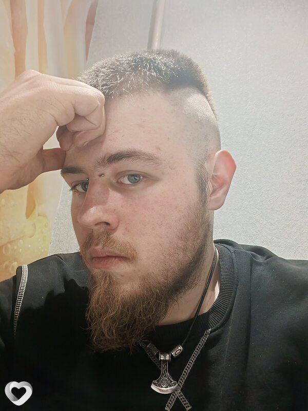 Андрей, 25, Москве — анкета №2297083