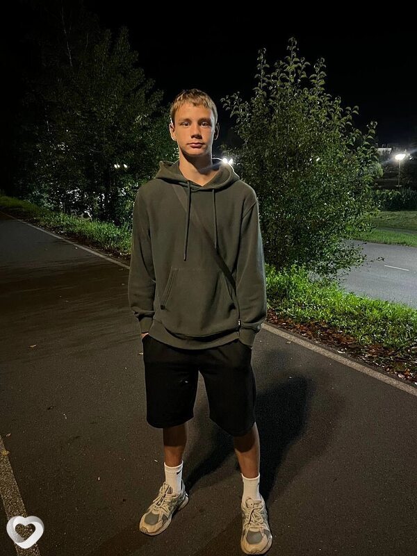 Андрей, 21, Новокузнецке — анкета №2297481