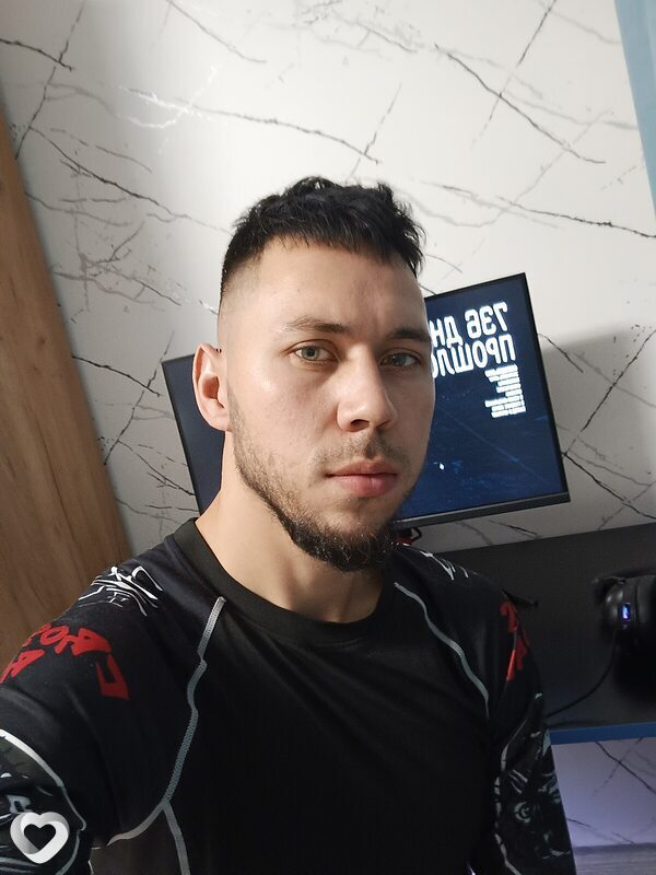 Виктор, 29, Кемерове — анкета №2297293