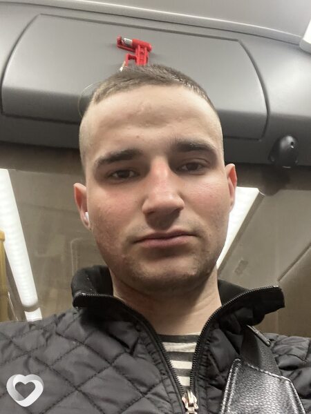 Михаил, 22, Новосибирске — анкета №2297672