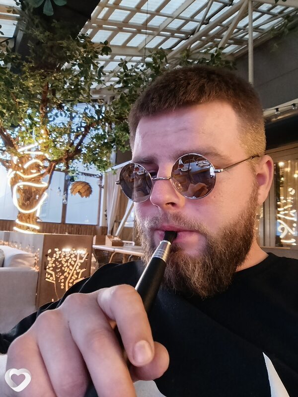Максим, 24, Москве — анкета №2298164