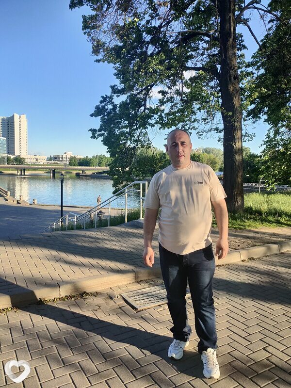 Юрий, 42, Минске — анкета №2298113