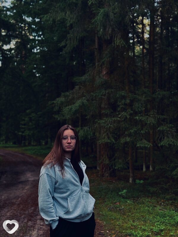 Катя, 25, Москве — анкета №2299089