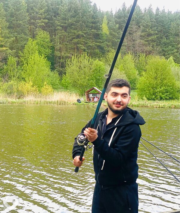 Алик, 23, Курске — анкета №2299145