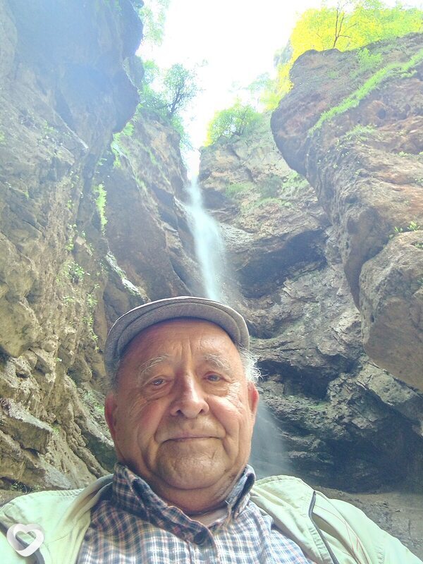 Виктор, 68, Минеральных Водах — анкета №2299585