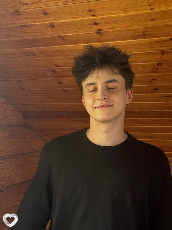Дима, 21, Москве — анкета №2300027