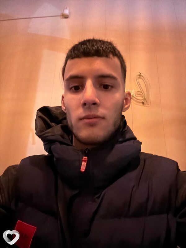 Алексей, 20, Кропоткине — анкета №2299998
