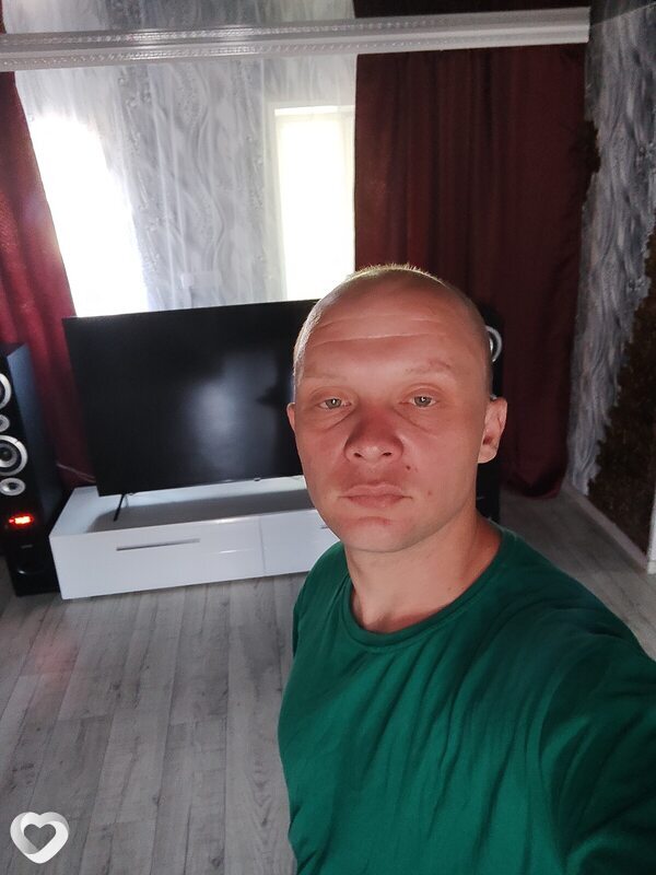 Максим, 33, Краснодоне — анкета №2300391