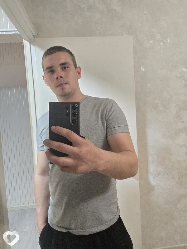 Никита, 19, Кемерове — анкета №2300403