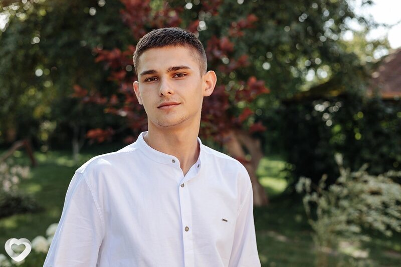 Ваня, 22, Брянске — анкета №2300589