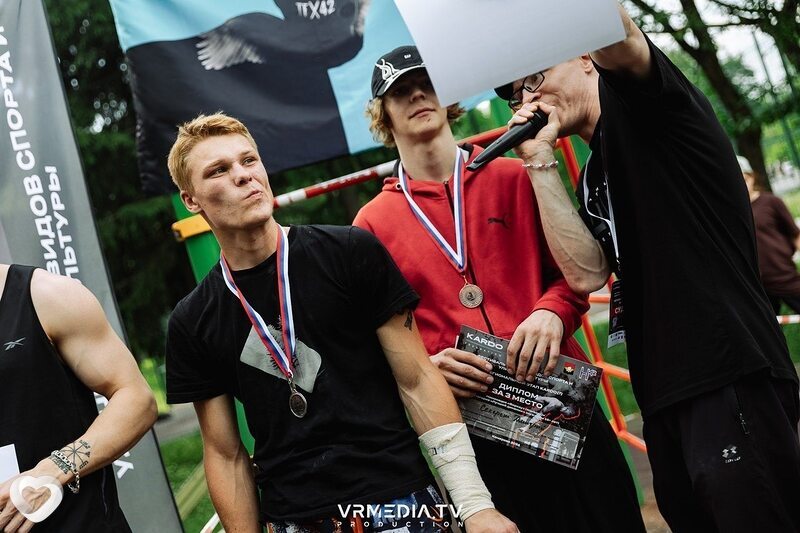 Алик, 20, Таштаголе — анкета №2300700