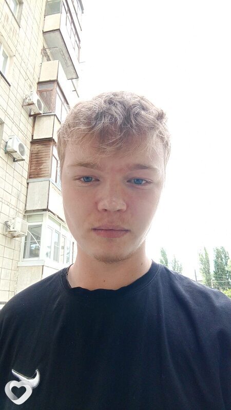 Иван, 22, Москве — анкета №2300708