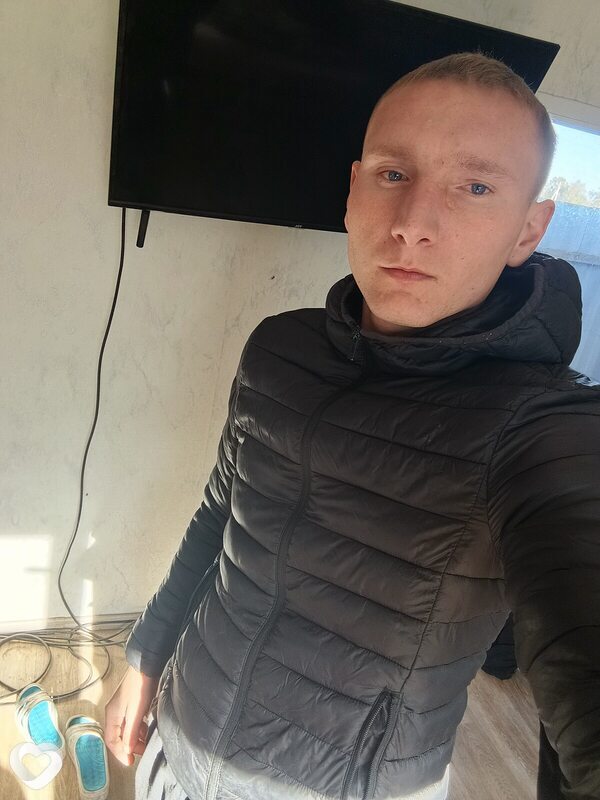 Воин, 23, Владивостоке — анкета №2300940