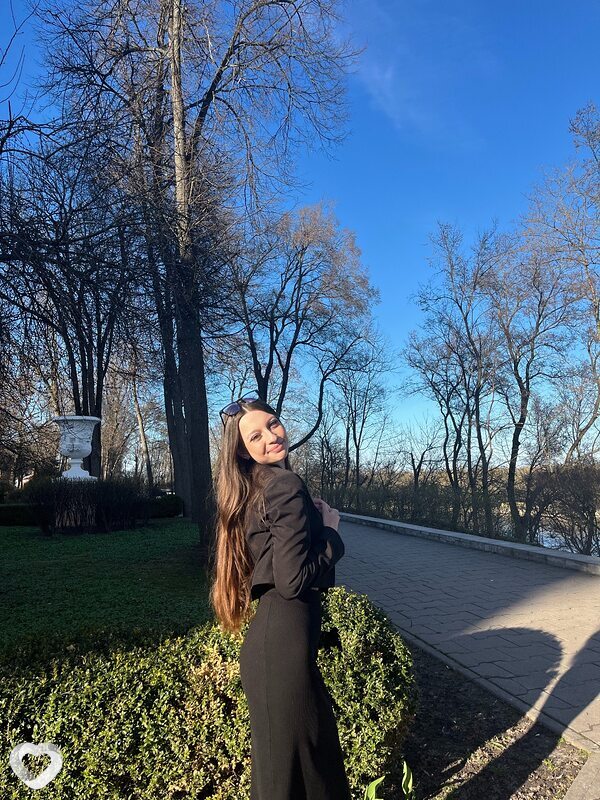 Дина, 19, Гомеле — анкета №2301105