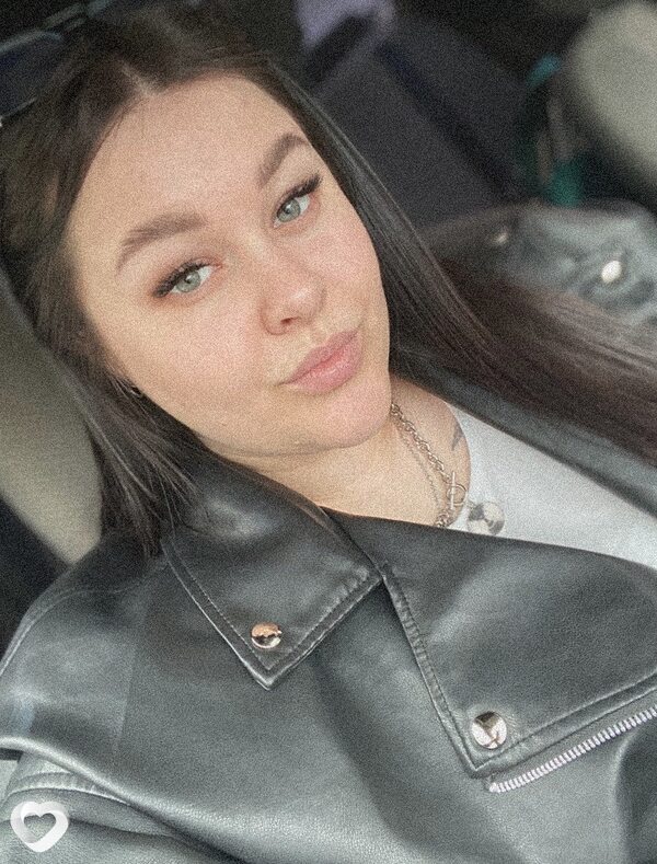 Полина, 25, Ирбите — анкета №2301324