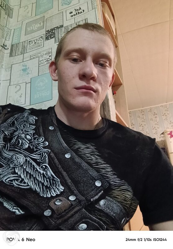 Вадим, 22, Омске — анкета №2301638