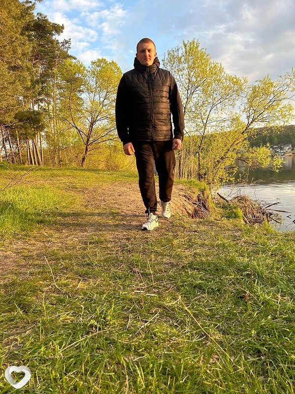 Виталий, 26, Белгороде — анкета №2302491