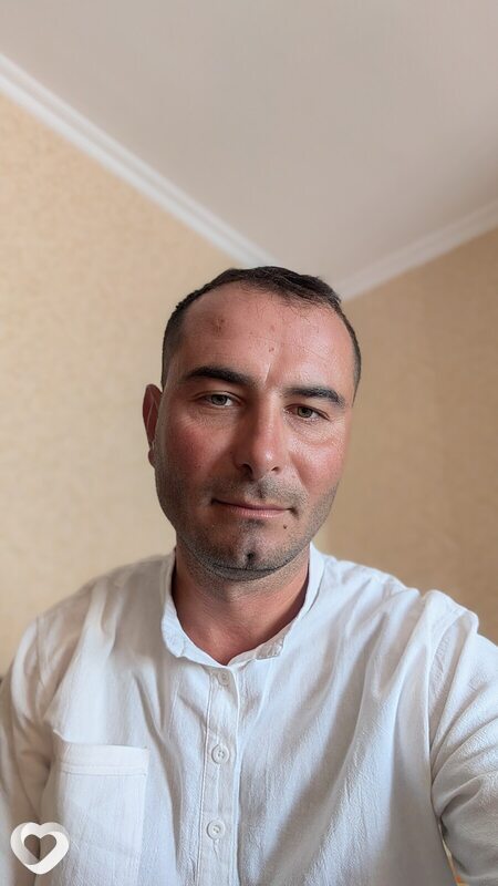 Гиорги, 33, Барнауле — анкета №2302112