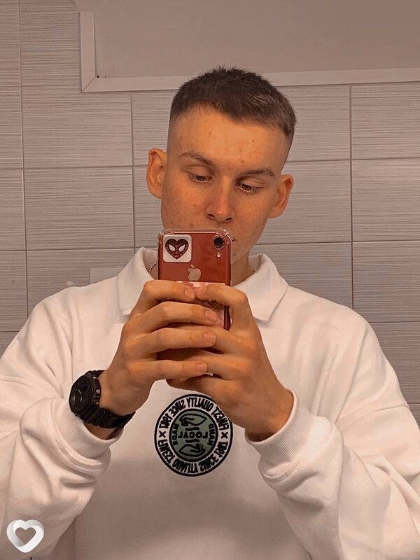 Михаил, 22, Санкт-Петербурге — анкета №2302147