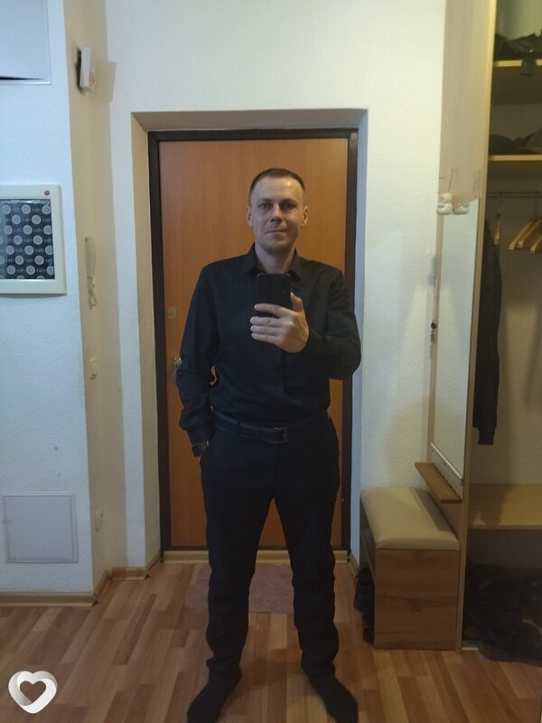 Антон, 38, Екатеринбурге — анкета №2302063