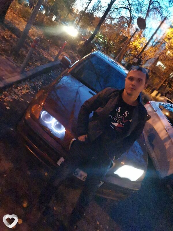 Александр, 31, Ростове-на-Дону — анкета №2302551