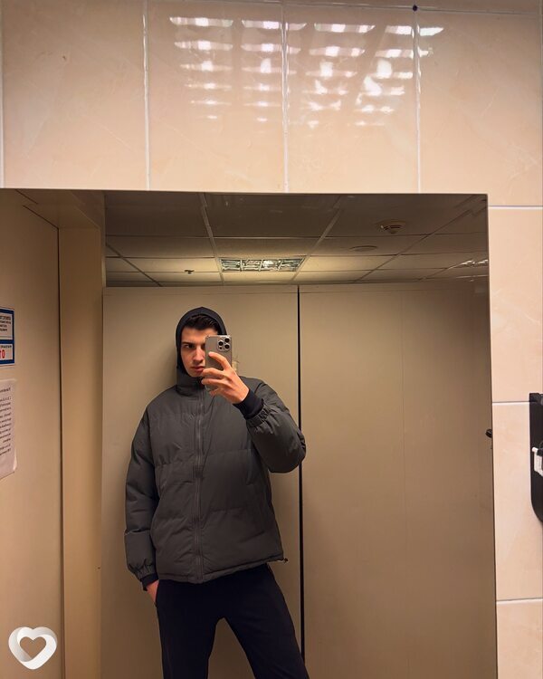 Даниэль, 22, Москве — анкета №2302584