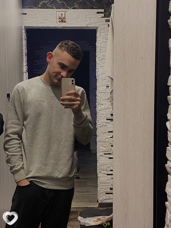 Данил, 21, Саранске — анкета №2303299
