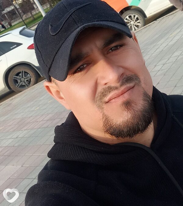 Parviz, 32, Екатеринбурге — анкета №2302917