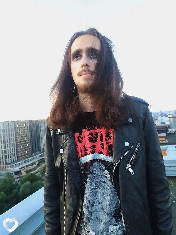 Юра, 21, Москве — анкета №2303110