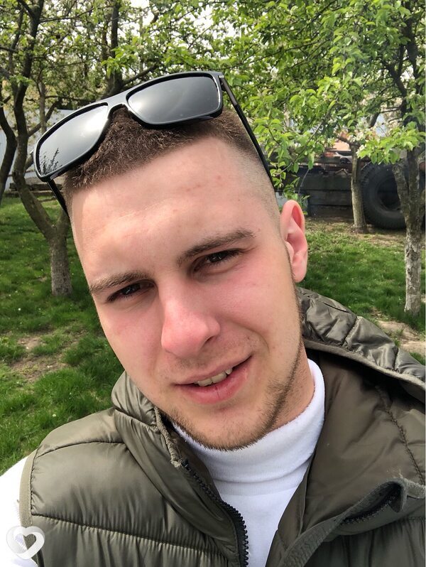 Сергей, 21, Гомеле — анкета №2303225